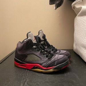 Jordan 5 satin bred